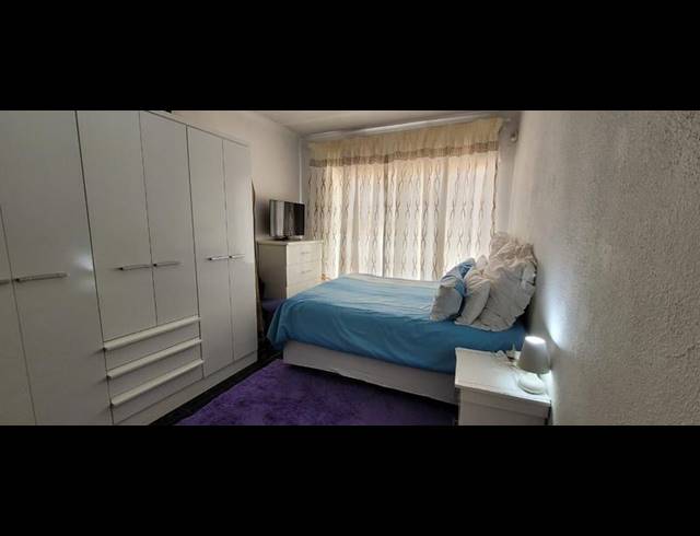 4 BEDROOM HOUSE FOR SALE IN BRACKENHURST